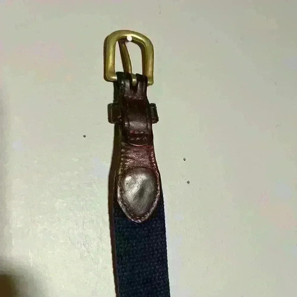 Boys Golf Belt Size 20 (5-6 year old) Leather Canvas Navy Golfer Brass Buckle - Picture 7 of 8